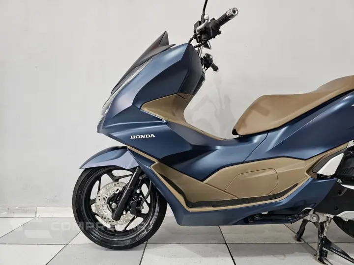 PCX 160 Deluxe