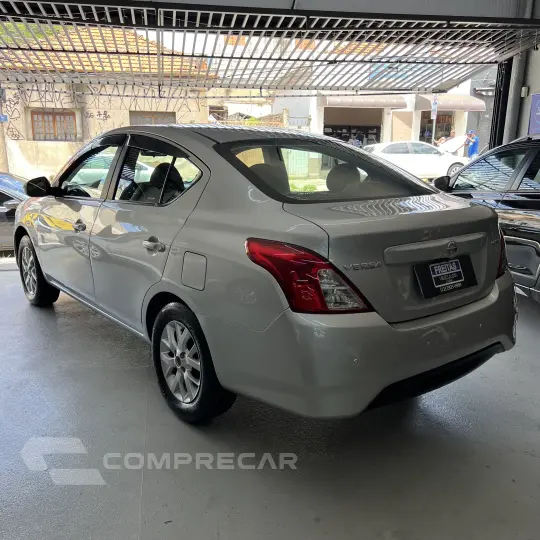 VERSA SV 1.6 16V FlexStart 4p Mec.