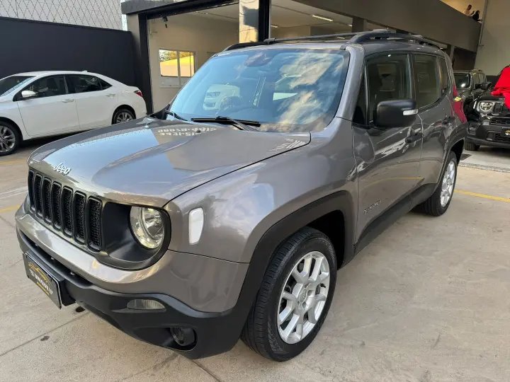 Renegade 1.8 16V Flex Sport 4P Automático