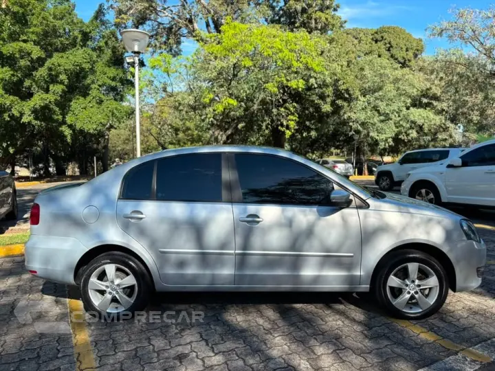 POLO SEDAN 1.6 MI 8V