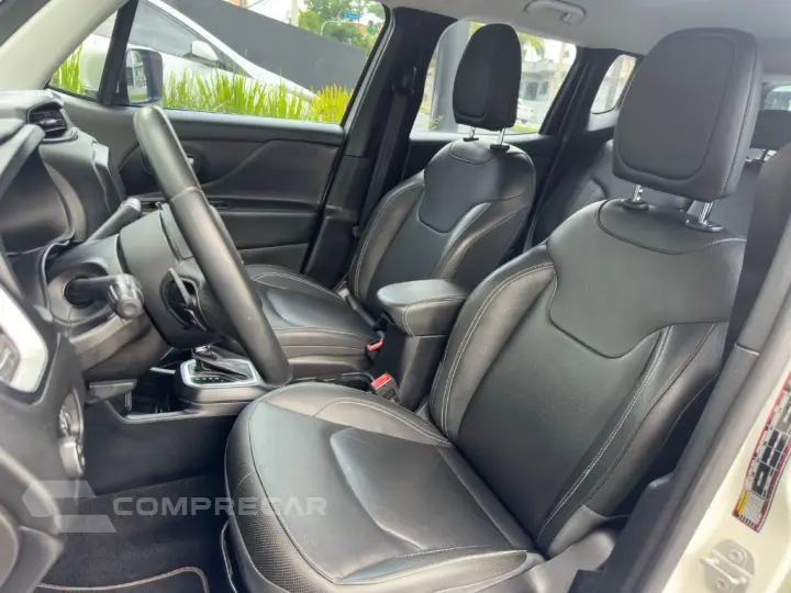 Renegade Longitude 1.8 4x2 Flex 16V Aut.