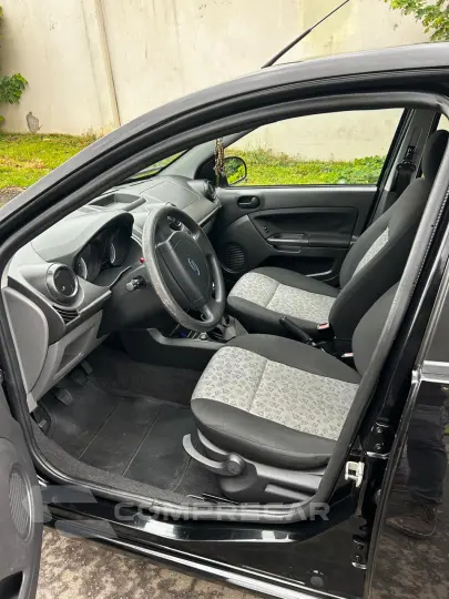 FIESTA 1.0 Rocam SE Plus Sedan 8V