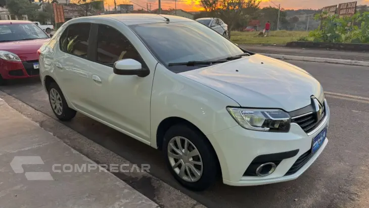 Logan 1.0 12V 4P FLEX SCE LIFE