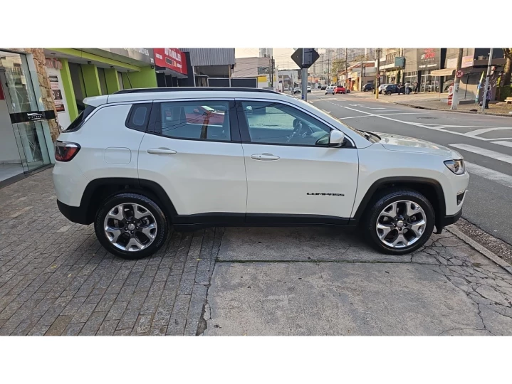 COMPASS 2.0 16V FLEX LONGITUDE AUTOMÁTICO