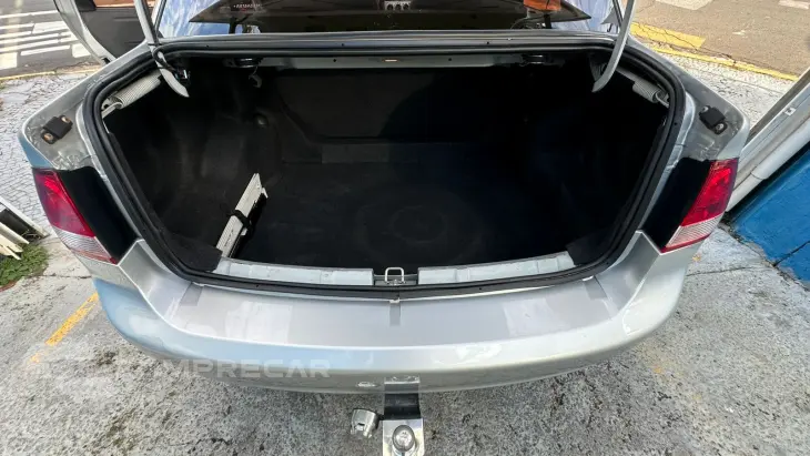 CLASSIC 1.0 MPFI Advantage 8V