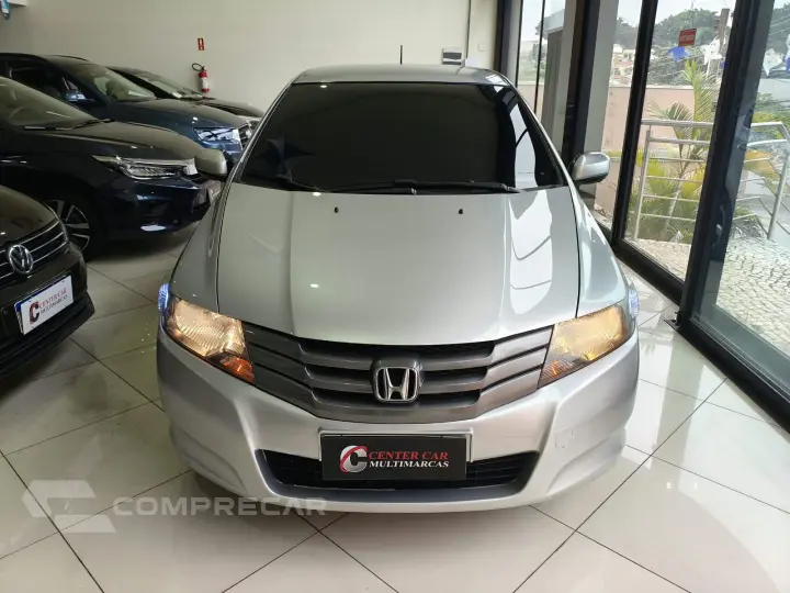 CITY 1.5 DX Sedan 16V