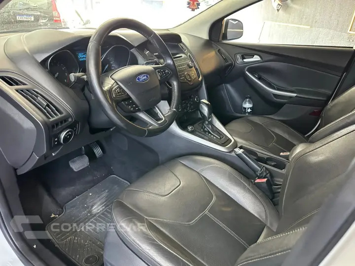 FOCUS 2.0 Titanium Hatch 16V