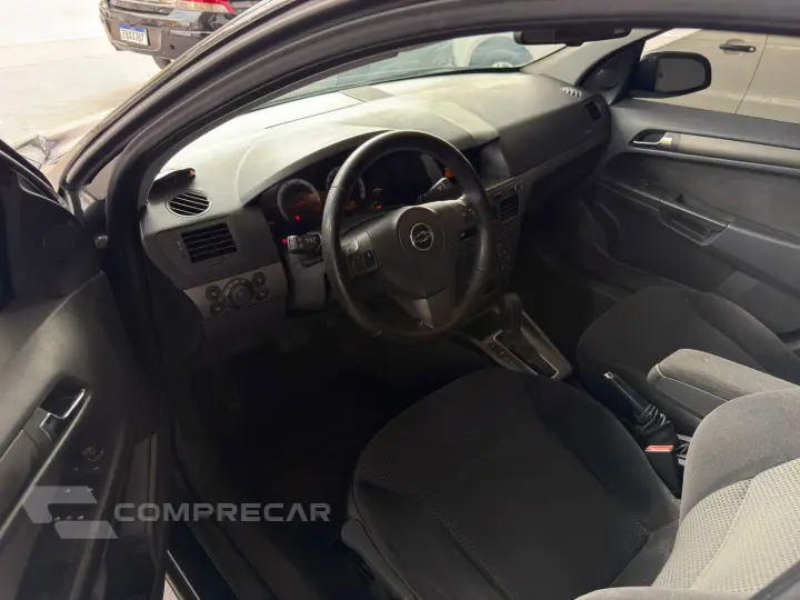 VECTRA 2.0 MPFI GT Hatch 8V