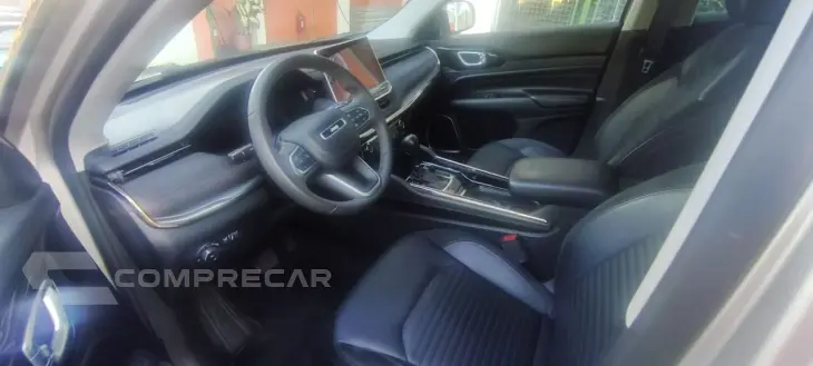 Commander 1.3 16V 4P FLEX T270 LIMITED TURBO AUTOMÁTICO AT6