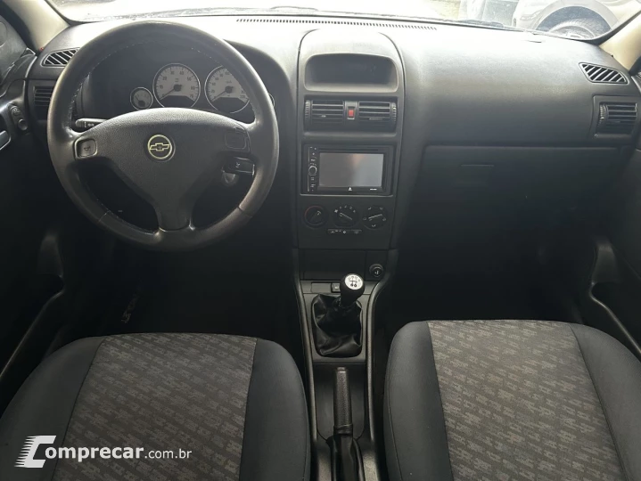 Astra GL 1.8 MPFI 3p