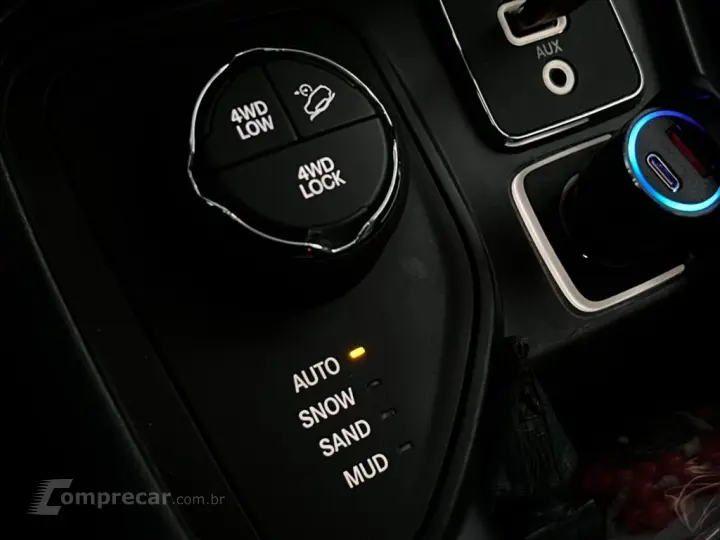 COMPASS 2.0 16V DIESEL LONGITUDE 4X4 AUTOMÁTICO
