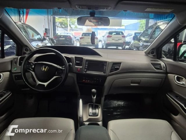 CIVIC - 1.8 EXS 16V 4P AUTOMÁTICO