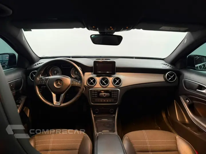 GLA 200 Advance 1.6/1.6 TB 16V Flex Aut.