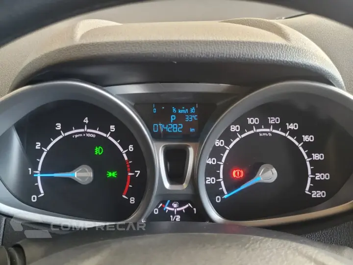 EcoSport TITANIUM 2.0 16V Flex 5p