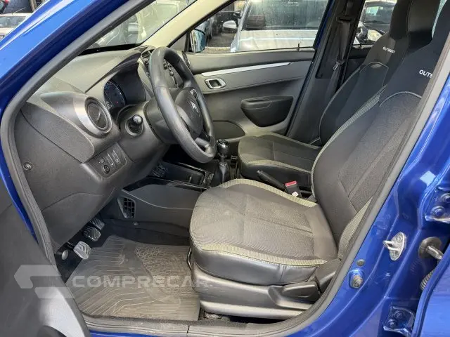 KWID - 1.0 12V SCE OUTSIDER MANUAL