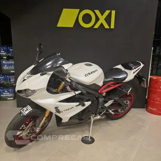 DAYTONA 675R