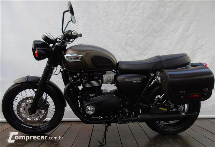 BONNEVILLE T100 BLACK 900