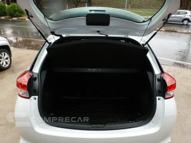 YARIS 1.5 16V XS Connect