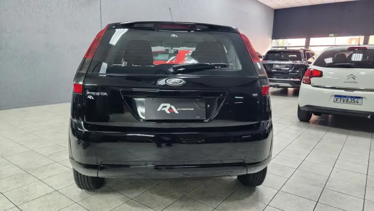 Fiesta SE 1.6 8V Flex 5p