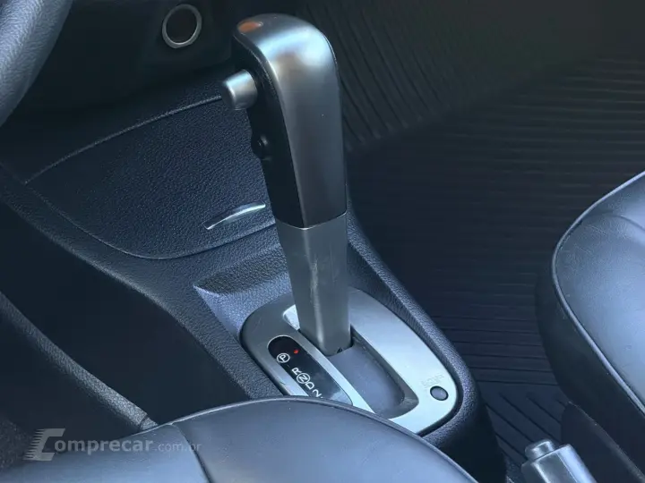 GRAND LIVINA 1.8 SL 16V