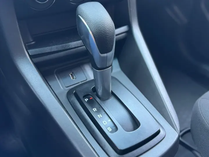 KA 1.5 Ti-vct SE Plus Sedan