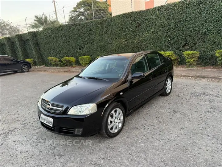 ASTRA 2.0 MPFI Advantage 8V