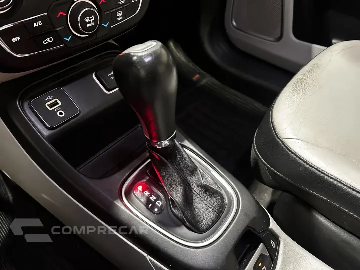 COMPASS 2.0 16V FLEX LONGITUDE AUTOMÁTICO