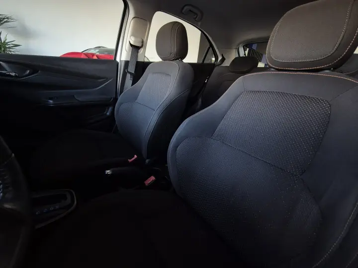 ONIX 1.4 MPFI LT 8V FLEX 4P AUTOMÁTICO