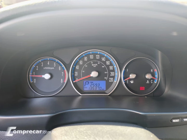 SANTA FÉ 2.7 MPFI GLS 7 Lugares V6 24V