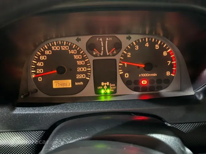 PAJERO TR4 2.0 4X4 16V 131CV GASOLINA 4P MANUAL