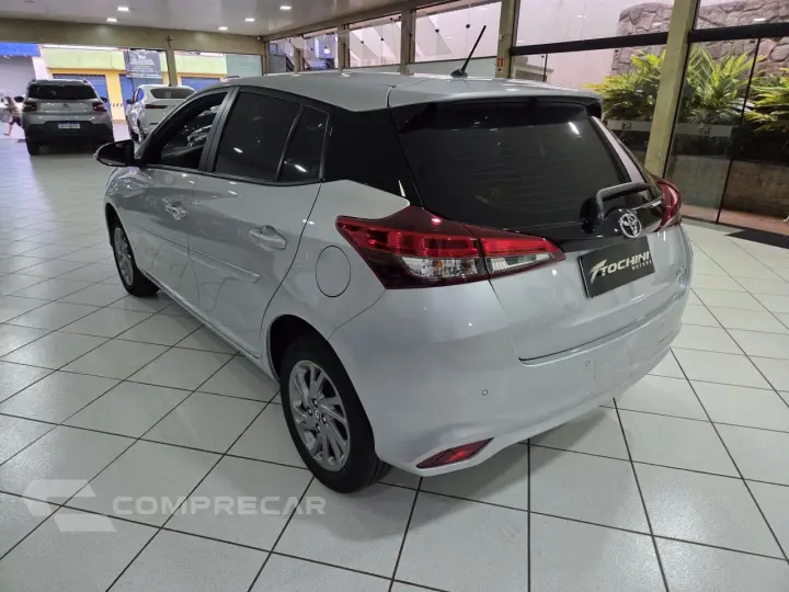 Yaris Hatch 1.5 16V 4P FLEX XS CONNECT MULTIDRIVE AUTOMÁTICO