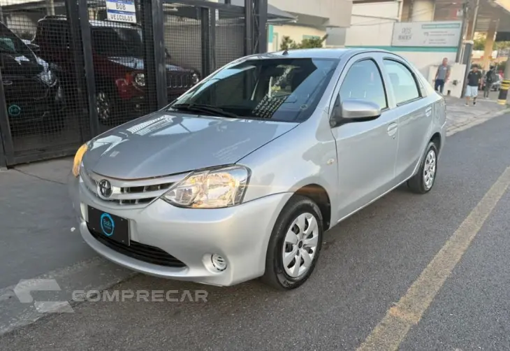 ETIOS X Sedan 1.5 Flex 16V 4p Mec.