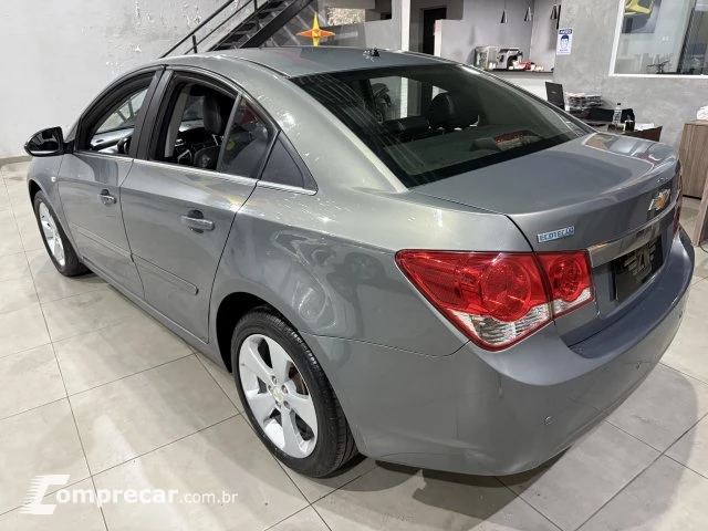 CRUZE SEDAN - 1.8 LT 16V 4P AUTOMÁTICO
