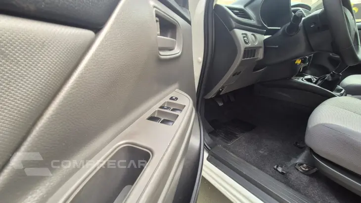 L200 TRITON 2.4 16V Turbo Sport GL CD 4X4