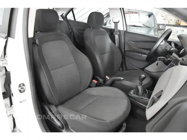 ONIX - 1.0 MPI JOY 8V 4P MANUAL