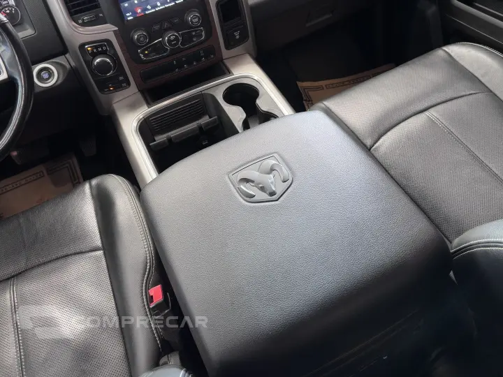 CLASSIC 5.7 V8 GASOLINA LARAMIE CD 4X4 AUTOMÁTICO