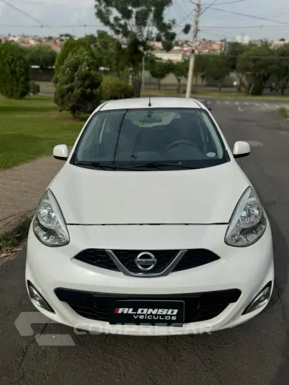 Nissan March 1.6 SV