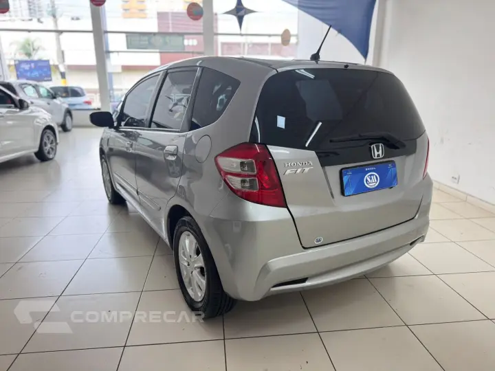 FIT 1.4 LX 16V FLEX 4P AUTOMÁTICO