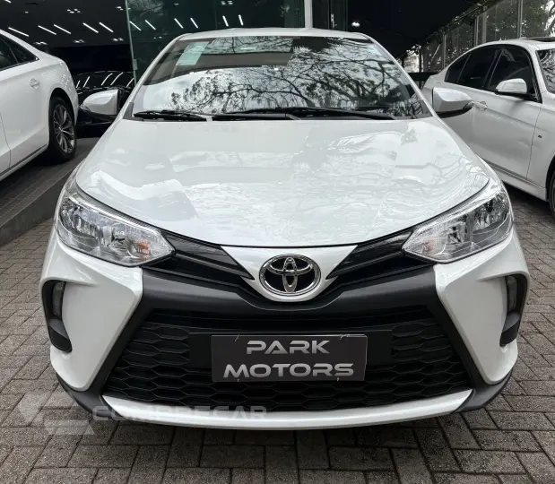 YARIS 1.5 16V Sedan XL Multidrive
