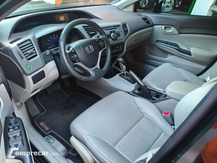 Civic 2.0 16V 4P EXL FLEX  AUTOMÁTICO CVT