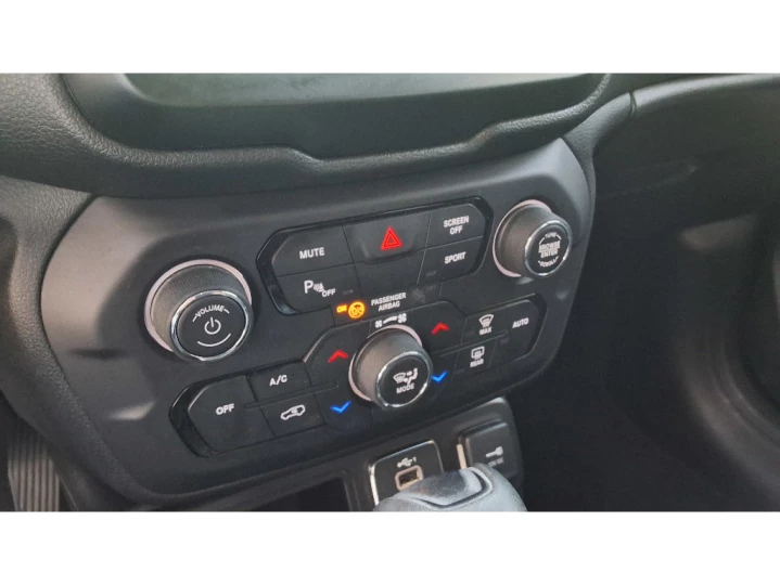 RENEGADE 1.8 16V FLEX SPORT 4P AUTOMÁTICO