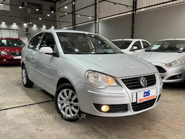 POLO SEDAN - 1.6 MI 8V 4P MANUAL