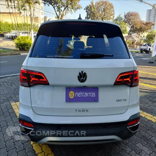 TAOS 1.4 250 TSI TOTAL FLEX HIGHLINE AUTOMÁTICO