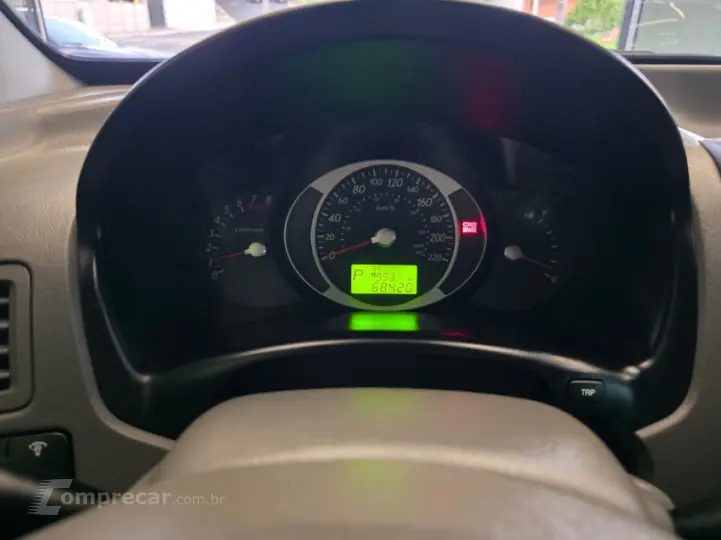 TUCSON 2.0 MPFI GLS 4X2 16V 143cv 2WD