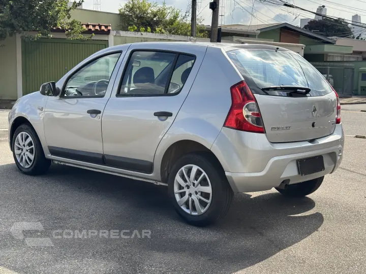 SANDERO 1.6 Expression 8V Hi-torque