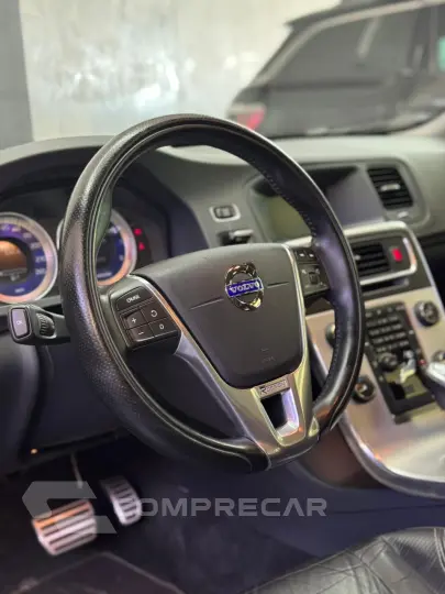 V60 2.0 T5 R Design Turbo