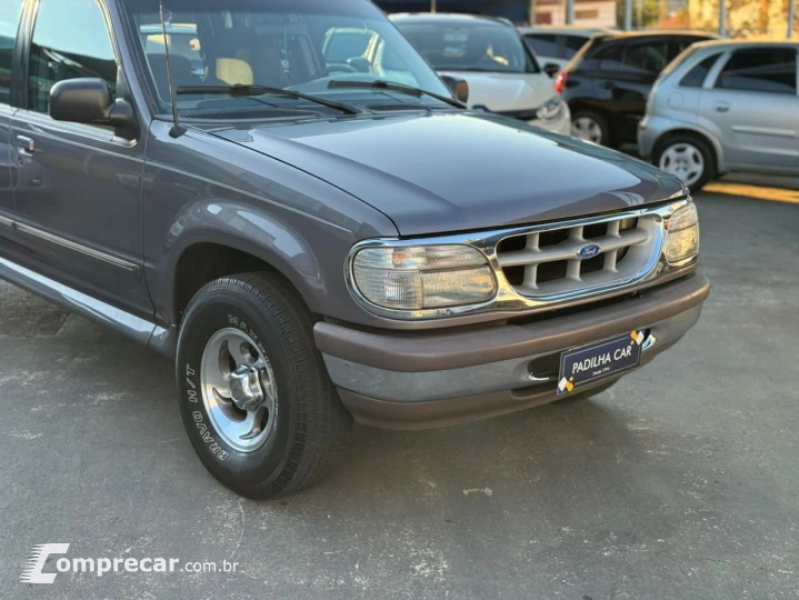 EXPLORER 4.0 XLT 4X4 V6