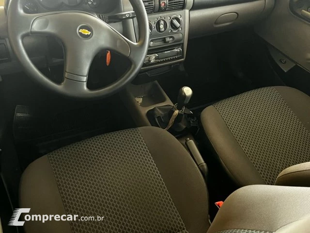 CLASSIC - 1.0 MPFI LS 8V 4P MANUAL