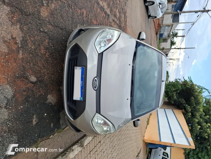 Fiesta 1.6 Mpi Sedan 8V Flex 4P Manual