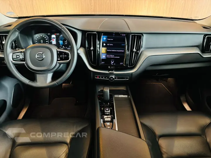 XC60 2.0 T8 Hybrid Momentum AWD Geartronic